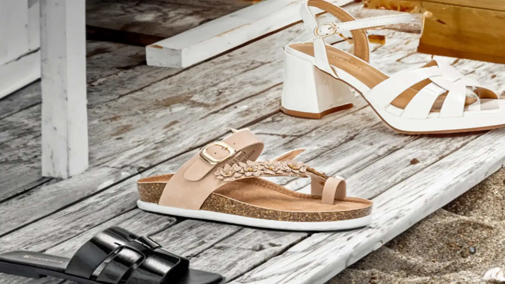 explora-la-coleccion-de-sandalias-de-platanitos